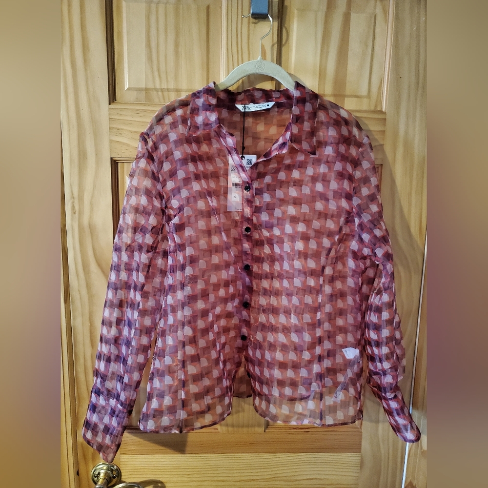 NWT - Zara Printed Organza Shirt in Red/Burgundy/ White - Size XXL